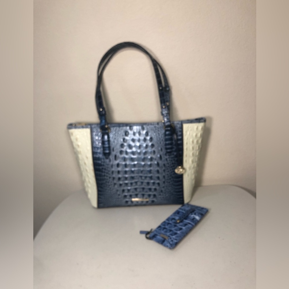 BRAHMIN Aquarius Lattice MEDIUM STUNNING TOTE BAG.